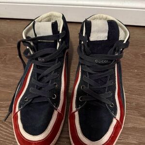 Gucci Men's Navy and Red Sneakers
